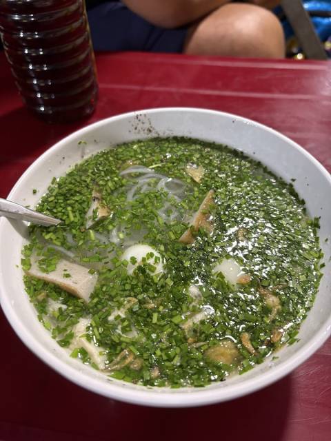 Bánh canh hẹ Bé Hai