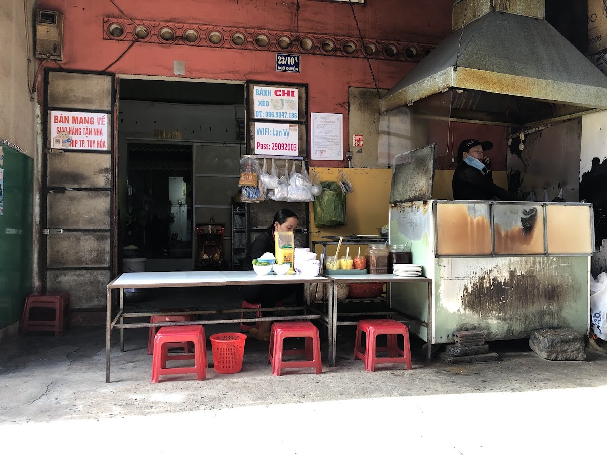Bánh xèo cô Chi