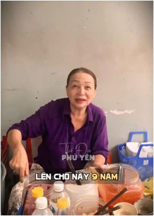 Cơm Gà Nhà Đèn
